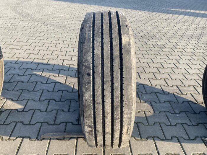 Opony ciężarowe  285/70R19.5 PIRELLI ST55 / 15mm