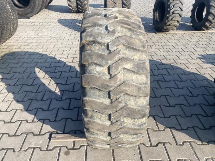 Opony przemysłowe, Opony rolnicze  365/70R18 CONTINENTAL 70E RADIAL / 85% Bieżnika