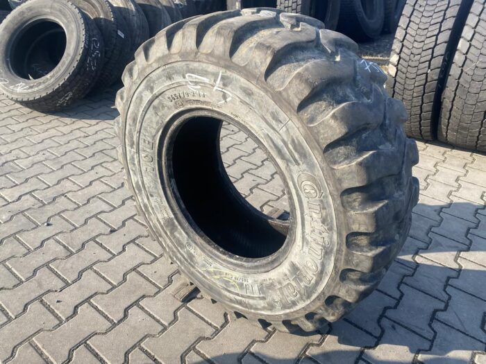 Opony przemysłowe, Opony rolnicze  365/70R18 CONTINENTAL 70E RADIAL / 85% Bieżnika