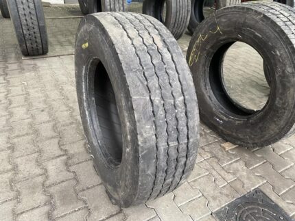 Opony ciężarowe  265/70R19.5 MICHELIN XTE2 / 8mm