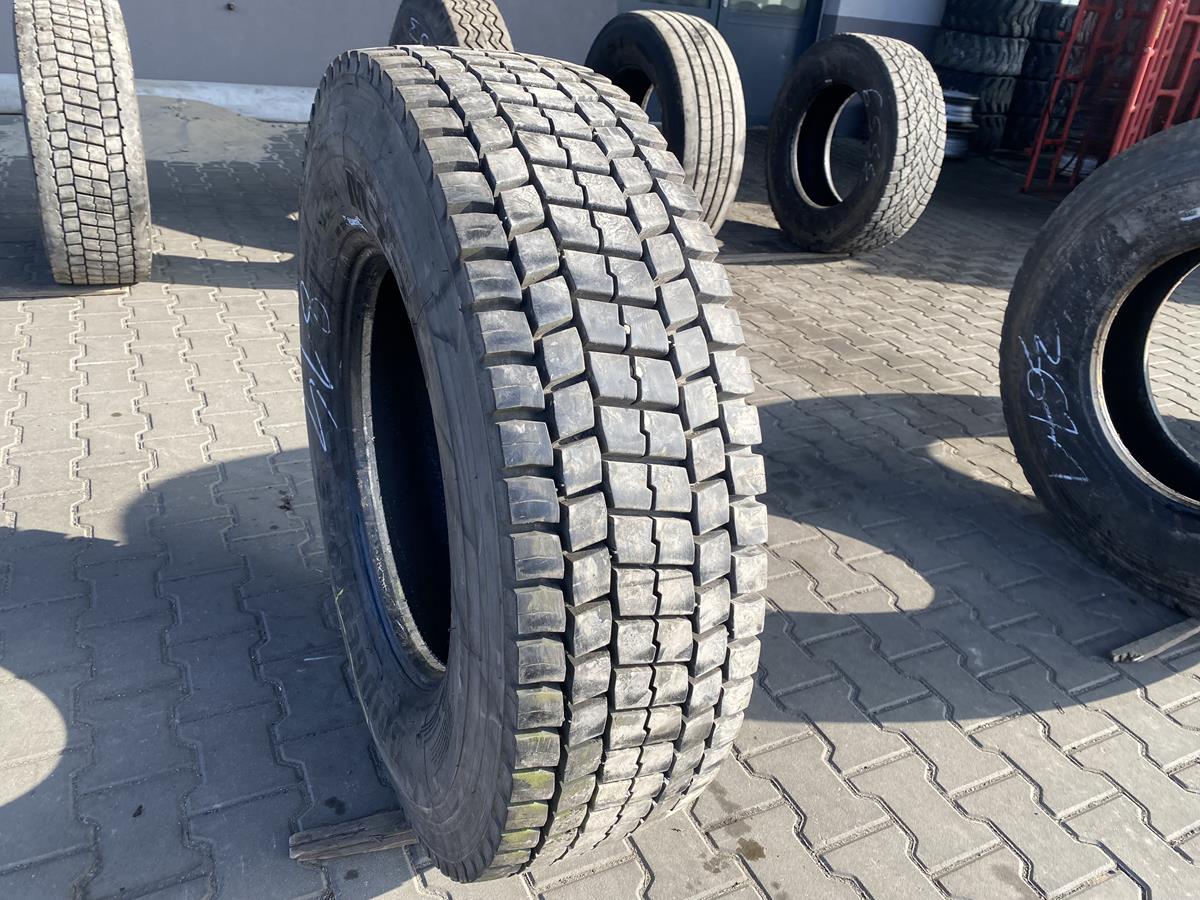 Opona ciężarowa 225/75R17.5 GOODYEAR KMAX D / 9-10mm Opony dostawcze
