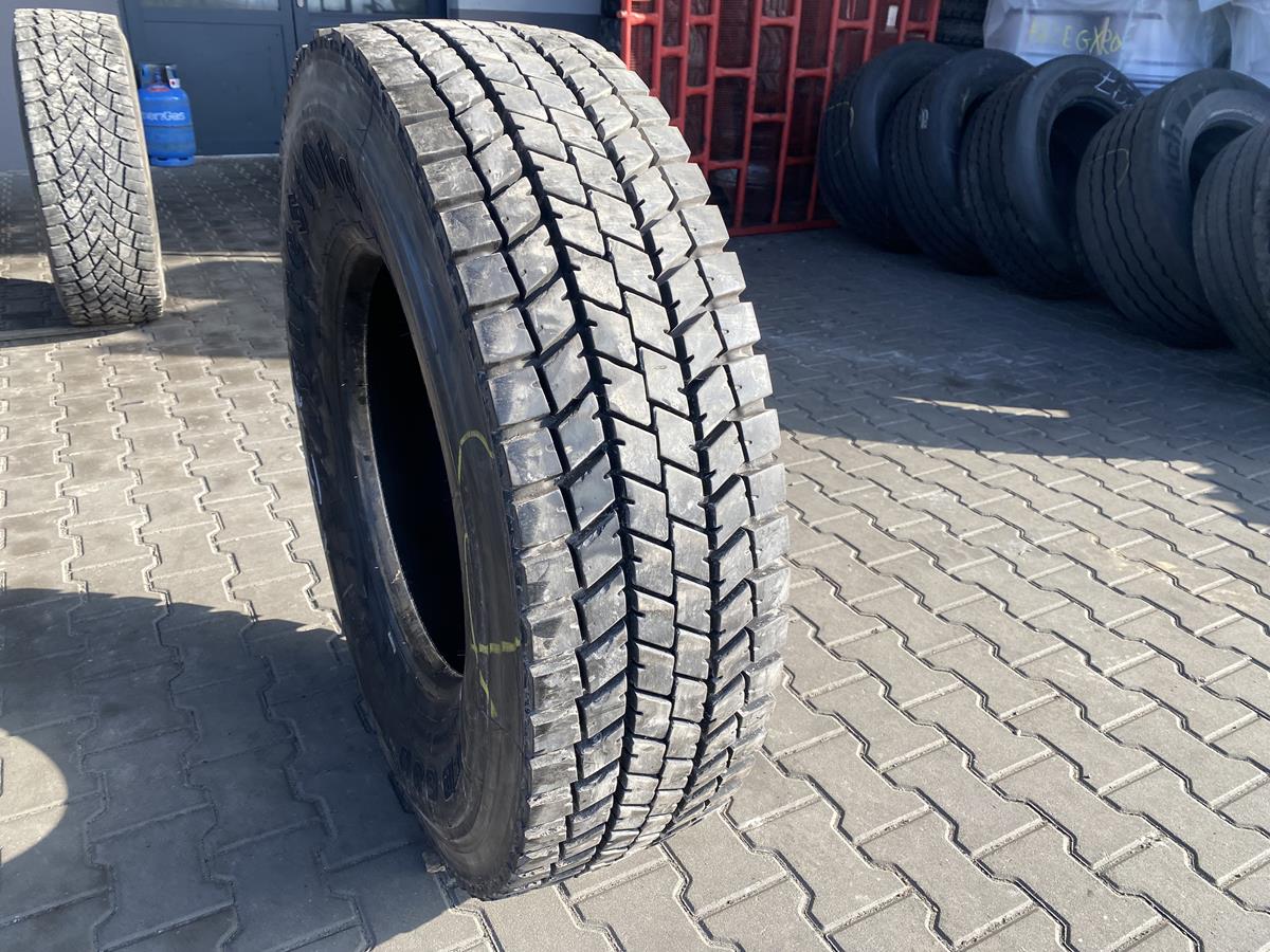 Opona ciężarowa 215/75R17.5 SEMPERIT RUNNER D2 / 11-12mm Tanie opony ciężarowe