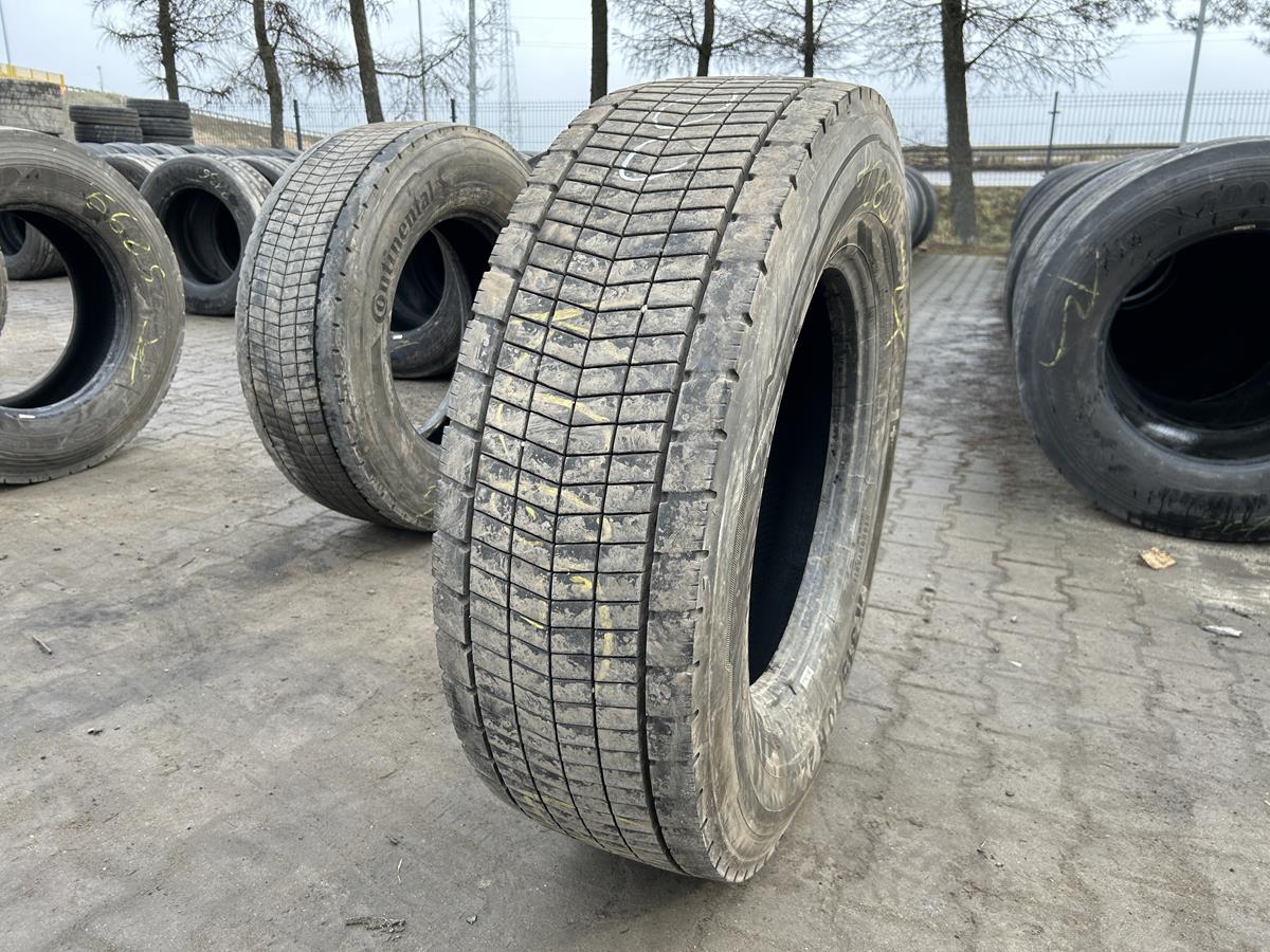 Opony ciężarowe 385/65R22.5 GOODYEAR FUELMAX T / 10-12mm Opony ciężarowe 315/70R22.5 CONTINENTAL CONTI ECOPLUS HD3+ / 10-11mm