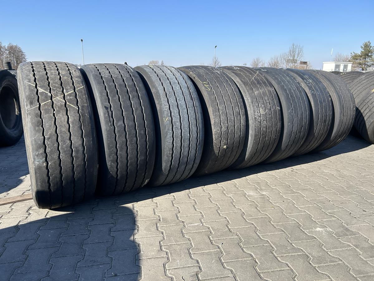 Opony ciężarowe 295/55R22.5 GOODYEAR KMAX D GEN-2 / 12-14mm Używane opony do tira