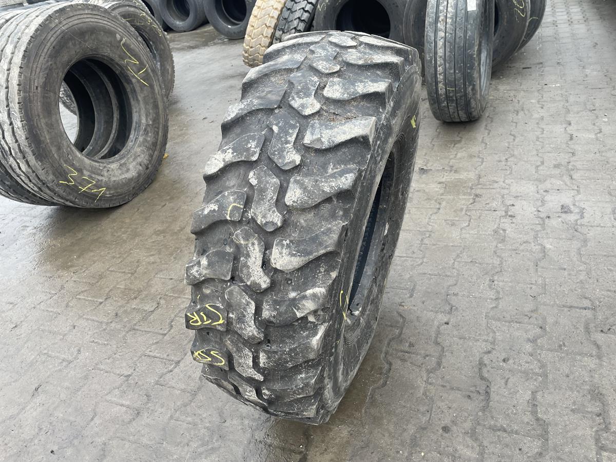 Opony przemysłowe 335/80R18 DUNLOP SP T9 Opony przemysłowe 335/80R18 DUNLOP SP T9