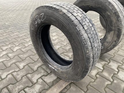 Opony ciężarowe  205/75R17.5 DUNLOP SP444 / 8mm