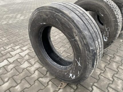 Opony do ciężarówek 285/70R19.5 BRIDGESTONE R-STEER 002 / 8-9mm