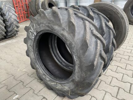 Używane opony rolnicze 10.5/80-18 BKT IMPLEMENT- AS504 / 16mm