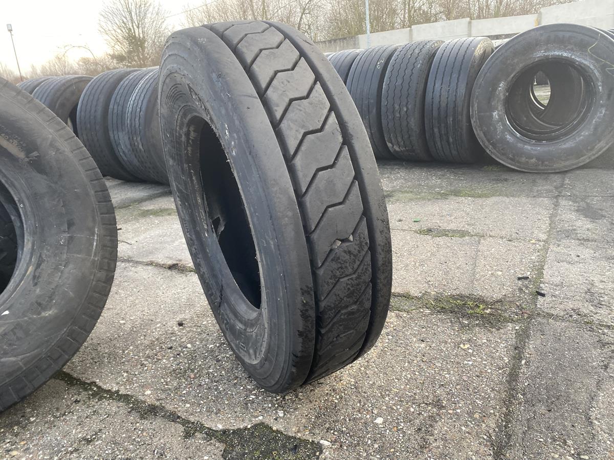 Opony ciężarowe 280/75R22.5 BKT PORT MAX / 90% bieżnika Opony ciężarowe 280/75R22.5 BKT PORT MAX / 90% bieżnika
