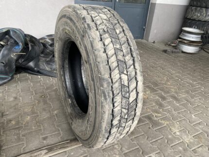 Opony do ciężarówek 295/80R22.5 SEMPERIT RUNNER D2 / 8-10mm