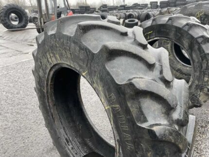 Opony do maszyn budowlanych