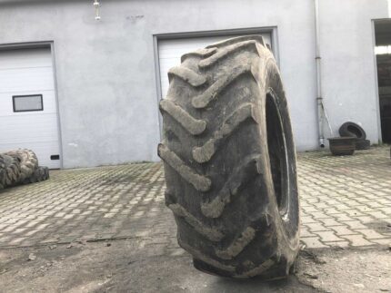 Opony do maszyn budowlanych