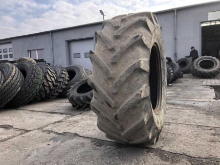 Opony do maszyn budowlanych
