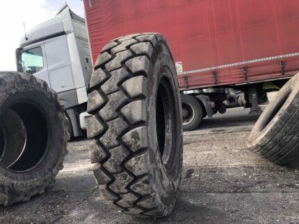 Opony do maszyn budowlanych