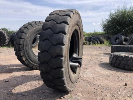 Opony do maszyn budowlanych