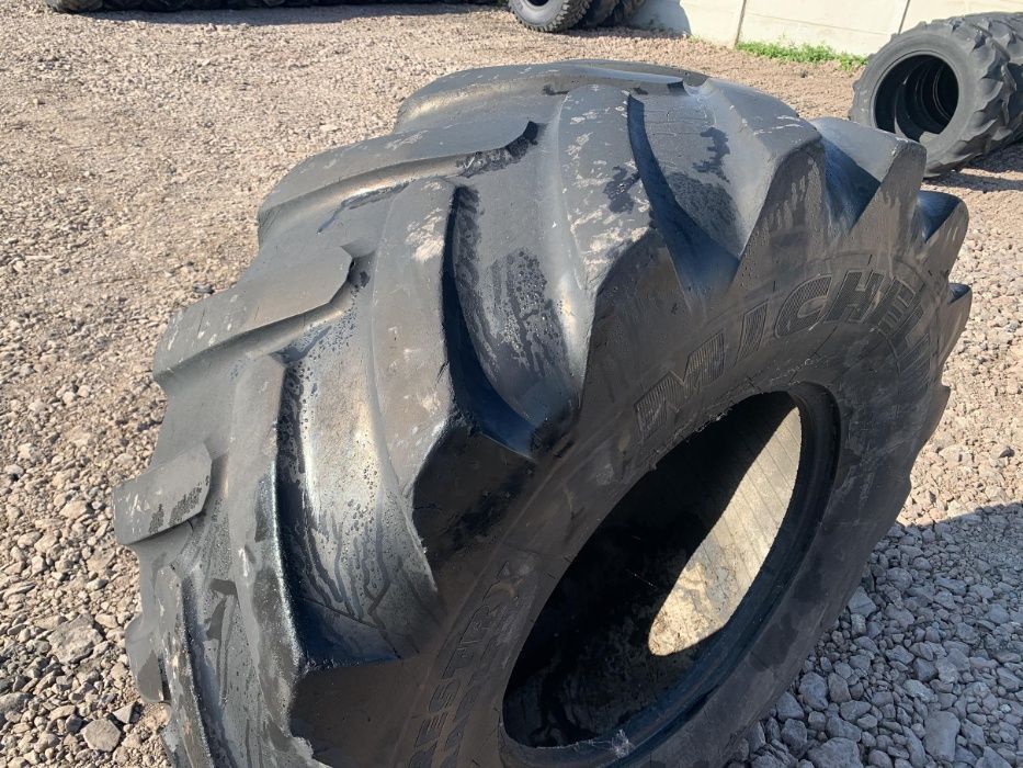 Opona do przyczepy . 9.00-20 HANKOOK 16pr / 90% bieżnika Opony do maszyn budowlanych