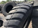 Opony do maszyn budowlanych