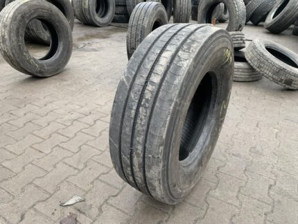 Opona używana ciężarowa przednia 265/70R17.5 BRIDGESTONE R-STEER 002 / 7-8mm