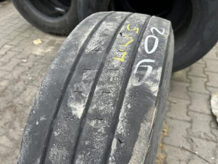 Opona używana ciężarowa naczepowa 245/70R17.5 DUNLOP SP246 / 5mm