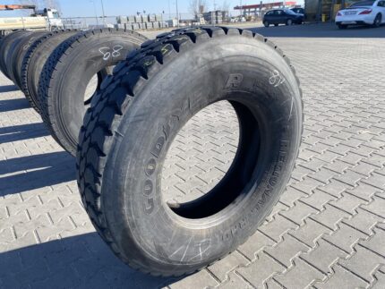 Opona używana ciężarowa napędowa bieżnikowana TYP GOODYEAMSD