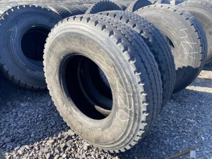 Opony używane ciężarowe prowadzące PIRELLI FG