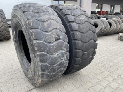  Opona przemysłowa radialna BKT EARTH MAX S  Bieżnika