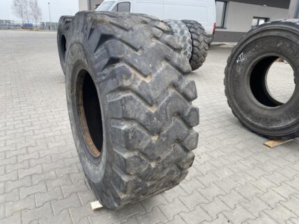  Opona przemysłowa diagonalna  SATOYA E L   bieżnika