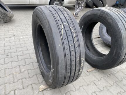  Opona używana ciężarowa przednia TRUCKSTATH STEE  