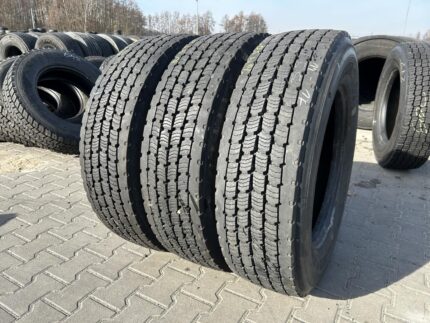  Opony ciężarowe napędowe  BIEŻNIKOWANA TYP RECAMIC XDAS  