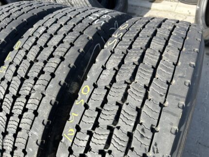 Opony ciężarowe napędowe  BIEŻNIKOWANA TYP RECAMIC XDAS