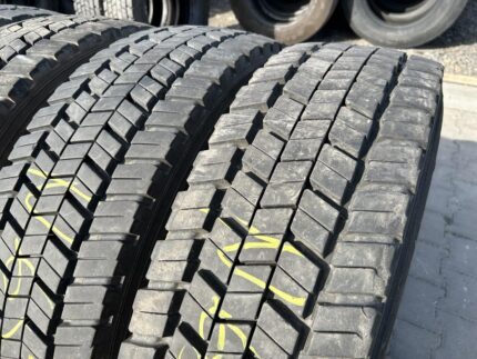 Opony używane ciężarowe napędowe 275/70R22.5 SEMPERIT TRANS-STEEL / 14-16mm