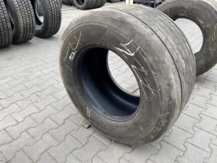 Opona używana ciężarowa naczepowa 445/45R19.5 HANKOOK E-CUBE BLUE TL20 / 7-8mm