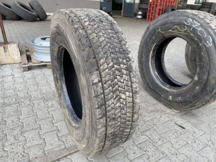  Opona ciężarowa używana napędowa 315/80R22.5 GOODYEAR FUELMAX D ENDURANCE / 14mm
