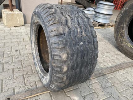  Opona do maszyn rolniczych 15.0/55-17 BKT IMPLEMENT AW-909 / 9mm