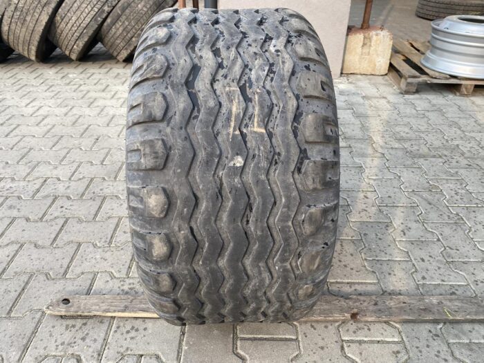 Opona do maszyn rolniczych 15.0/55-17 BKT IMPLEMENT AW-909 / 9mm
