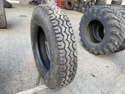  10R22.5 SEMPERIT ATHLET allround-STEEL / 100% BIEŻNIKA