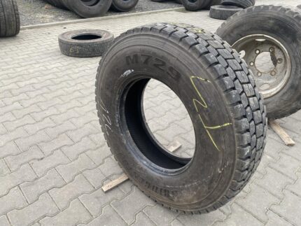 Opona ciężarowa używana napędowa 9.5R17.5 BRIDGESTONE M729 / 14mm