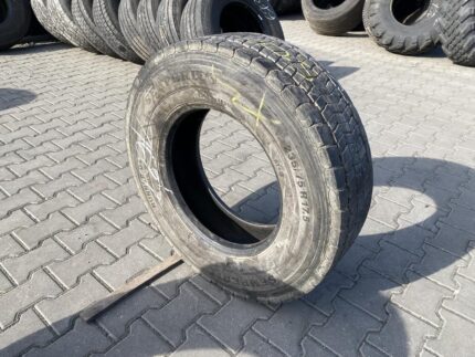 Opona używana ciężarowa napędowa 235/75R17.5 SEMPERIT RUNNER D2 / 12mm