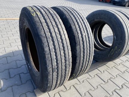  Opony używane ciężarowe prowadzące 235/75R17.5 UNIROYAL R2000 MONOPOLY / 13mm