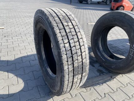  Opona ciężarowa używana cieżarowa 265/70R19.5 CONTINENTAL HDR / 10-12mm