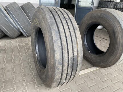  Opona ciężarowa używana przód 385/65R22.5 GOODYEAR FUELMAX S ENDURANCE / 14-15mm