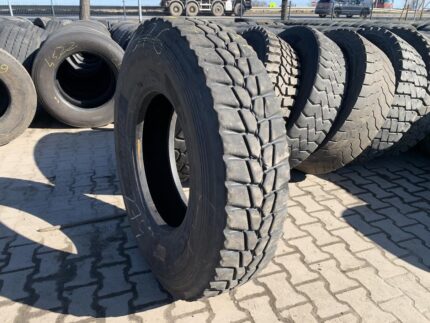  Opona używana ciężarowa napędowa budowlana 13R22.5 BIEŻNIKOWANA TYP MICHELIN XDY3 / 11-14mm