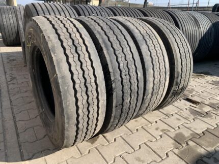  Opony używane ciężarowe naczepa 235/75R17.5 MICHELIN XTE2+ / 10-11mm