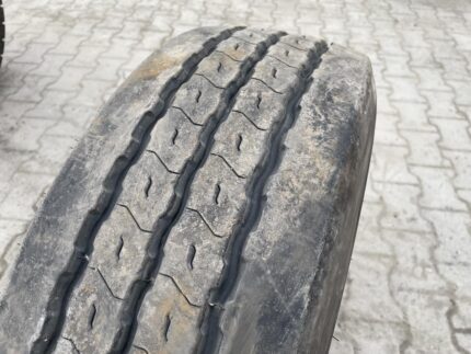 Opona używana ciężarowa naczepowa 245/70R17.5 GOODYEAR KMAX T / 10mm