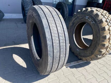  Opona ciężarowa używana prowadząca 315/70R22.5 BRIDGESTONE ECOPIA H-STEER 002 / 9mm