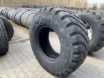 Opona przemysłowa do ładowarki 17.5-25 17.5r25 GOODYEAR GP-2B / POGŁĘBIANY BIEŻNIK