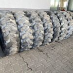  Opony przemysłowe do koparek 290/90-20 LIEBHERR EXCAVATOR EM-22 40% BIEŻNIKA