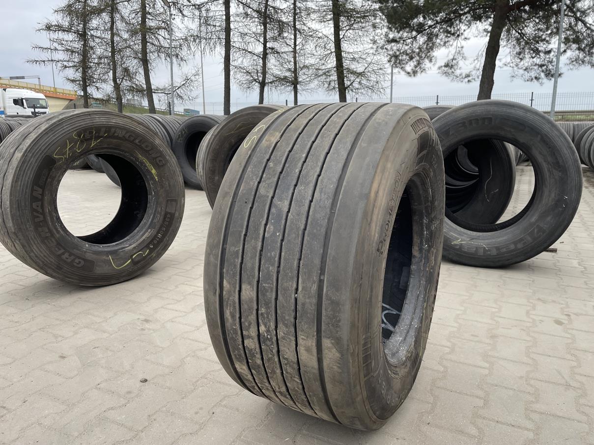 Opona używana ciężarowa naczepowa mega 435/50R19.5 LINGLONG GREEN-VAN ETT100 / 10mm Opona używana ciężarowa naczepowa mega 445/45R19.5 PIRELLI HO2 PRO TRAILER / 6mm