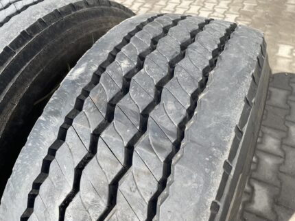 Opony używane ciężarowe naczepowe 385/65R22.5 BRIDGESTONE R179 AS / 14-15mm