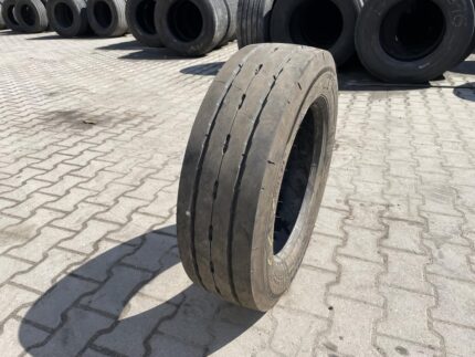  Opona używana ciężarowa do naczepy przyczepy 205/65R17.5 MICHELIN X MULTI T2 / 8mm